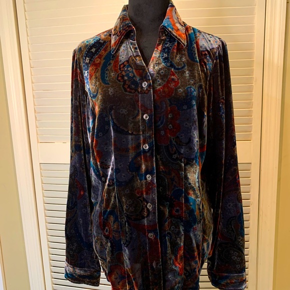 Coldwater Creek Tops - Coldwater Creek Velvet Burnout Paisley Peplum Shirt Woman M LS Button Up Goth